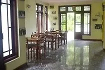 Vista Rooms Kandy Lake View Hotel